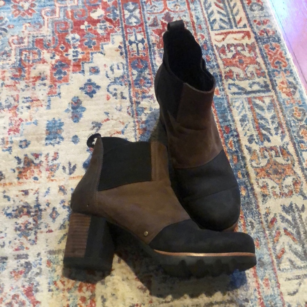 Sorel all weather lifestyle boots